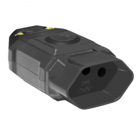 TOMADA 2P+T JUNCAO FEMEA 20A/250V PRETA FAME